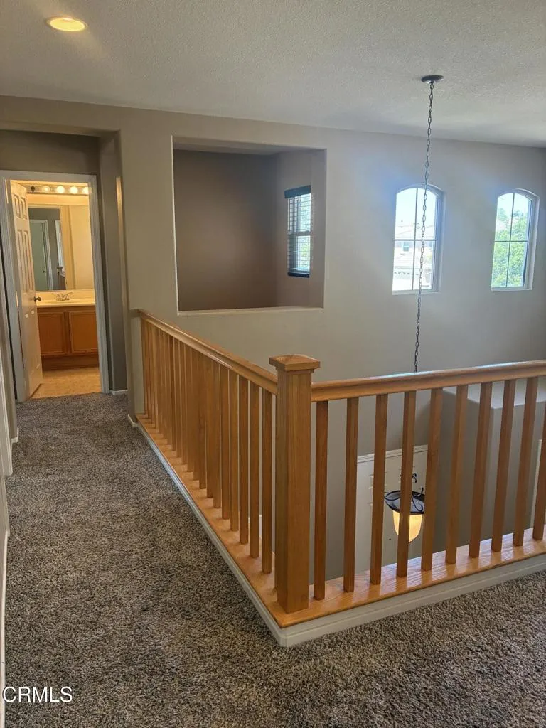 28360 Maitland Lane Santa Clarita, CA 91350