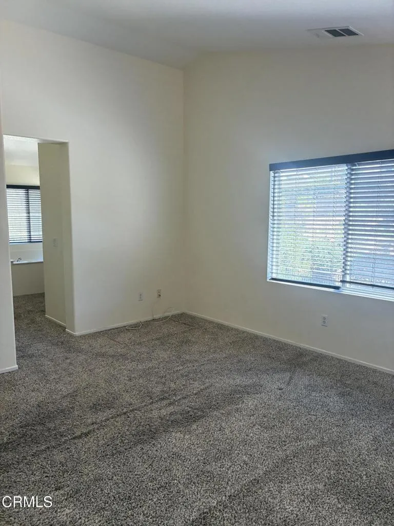 28360 Maitland Lane Santa Clarita, CA 91350