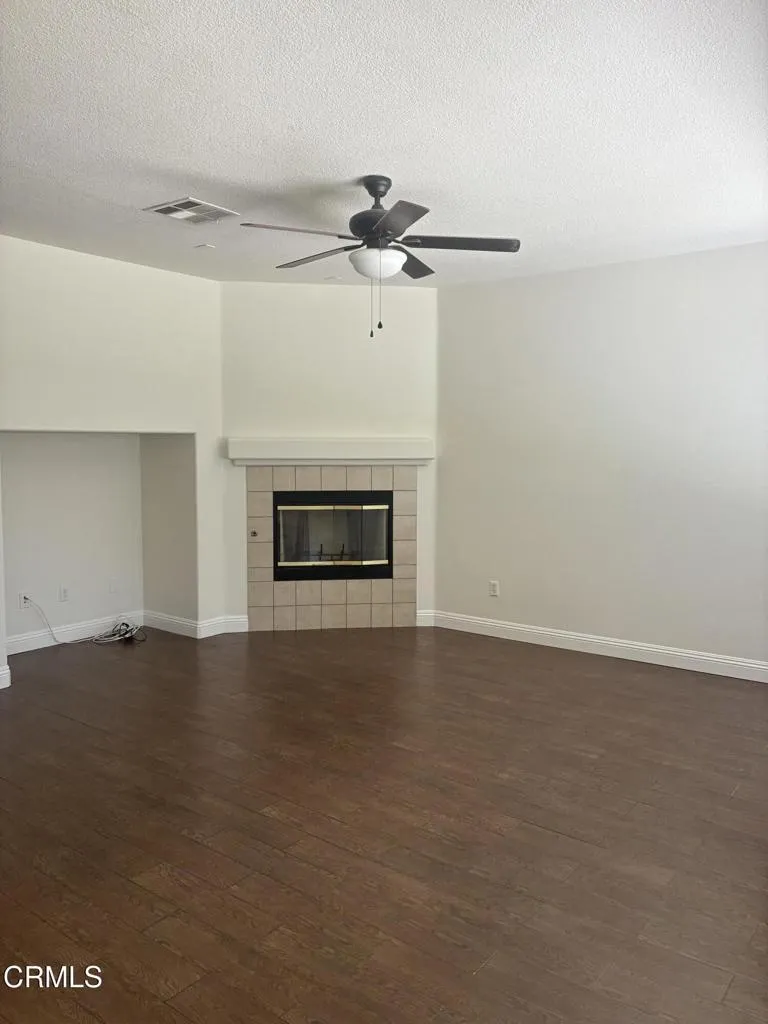 28360 Maitland Lane Santa Clarita, CA 91350