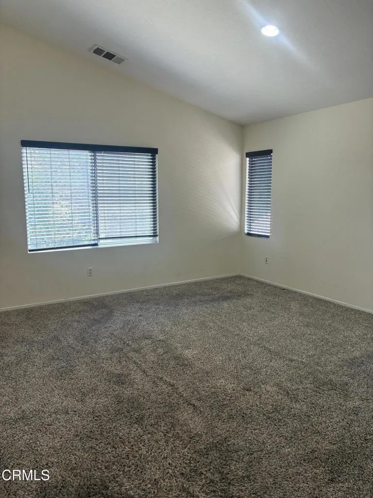 28360 Maitland Lane Santa Clarita, CA 91350