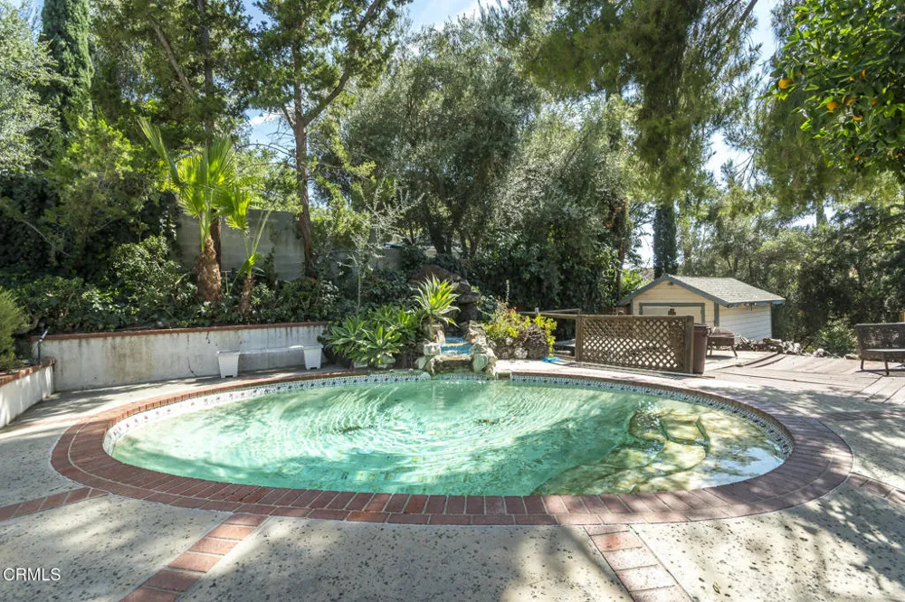 11315 Alethea Drive Sunland, CA 91040