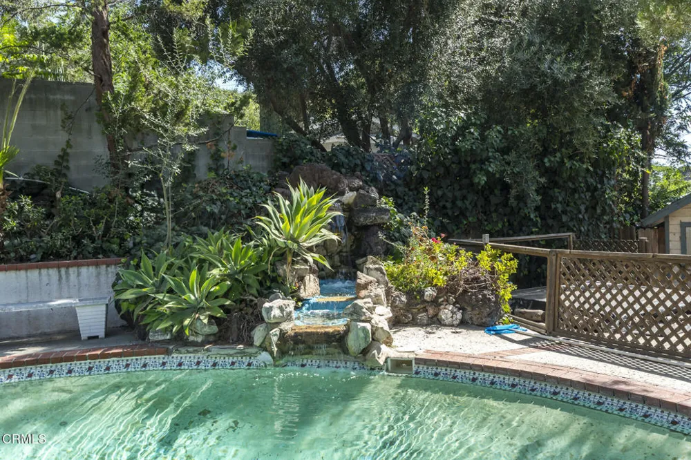 11315 Alethea Drive Sunland, CA 91040