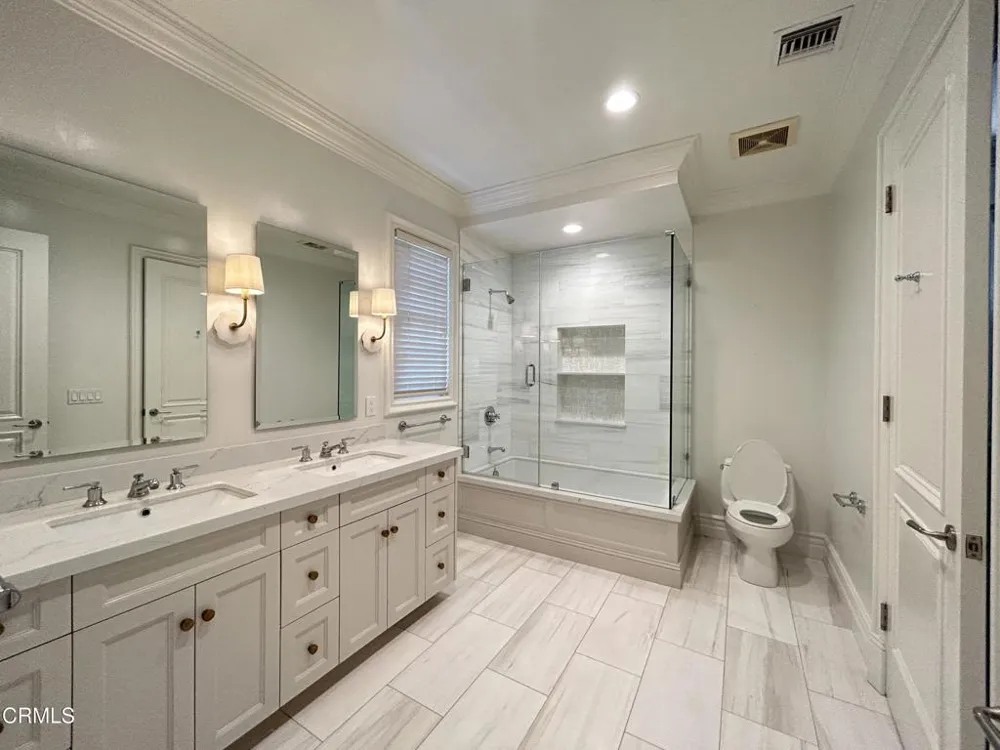 1238 Green Lane La Canada Flintridge, CA 91011