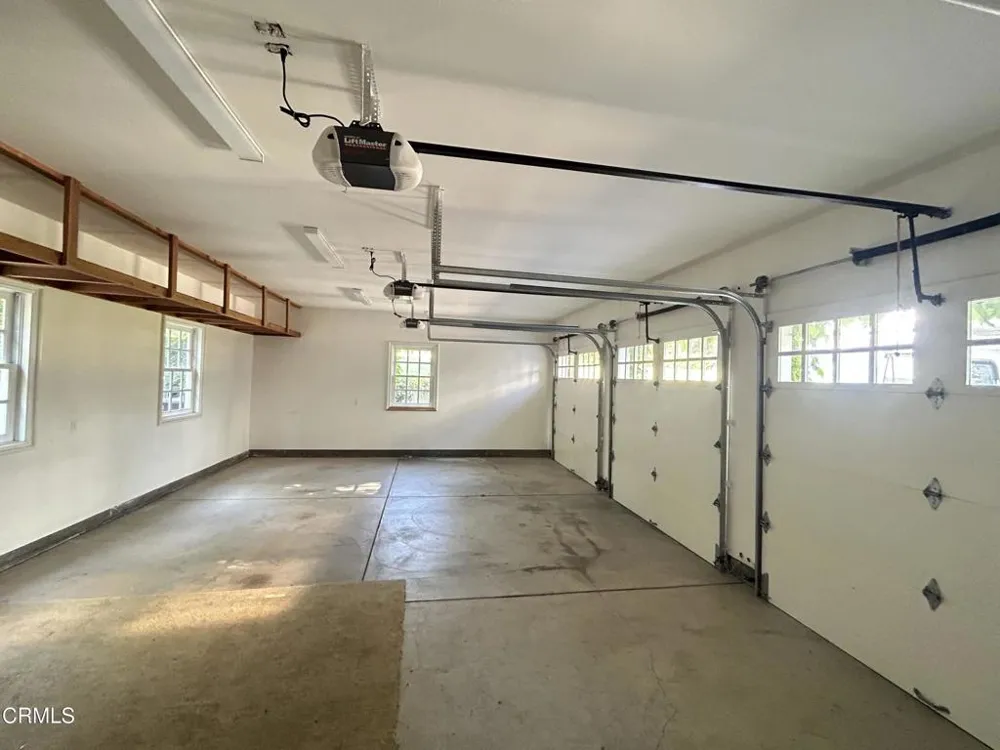 1238 Green Lane La Canada Flintridge, CA 91011