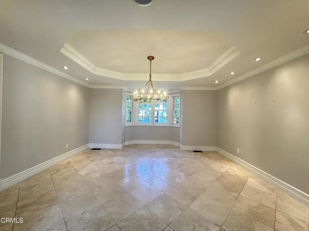 1238 Green Lane La Canada Flintridge, CA 91011
