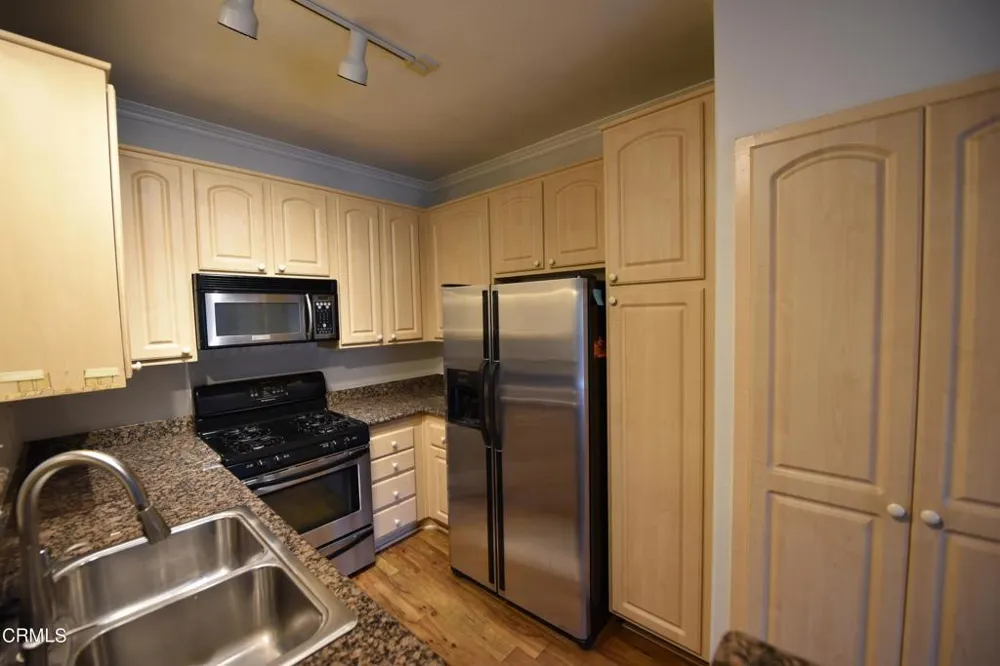 300 El Molino Avenue #323 Pasadena, CA 91101