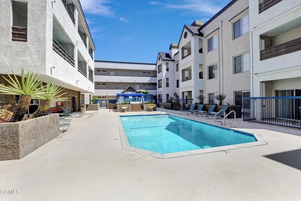 300 El Molino Avenue #323 Pasadena, CA 91101