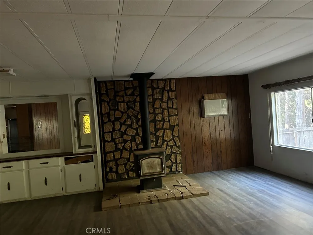 15044 Pinon Magalia, CA 95954