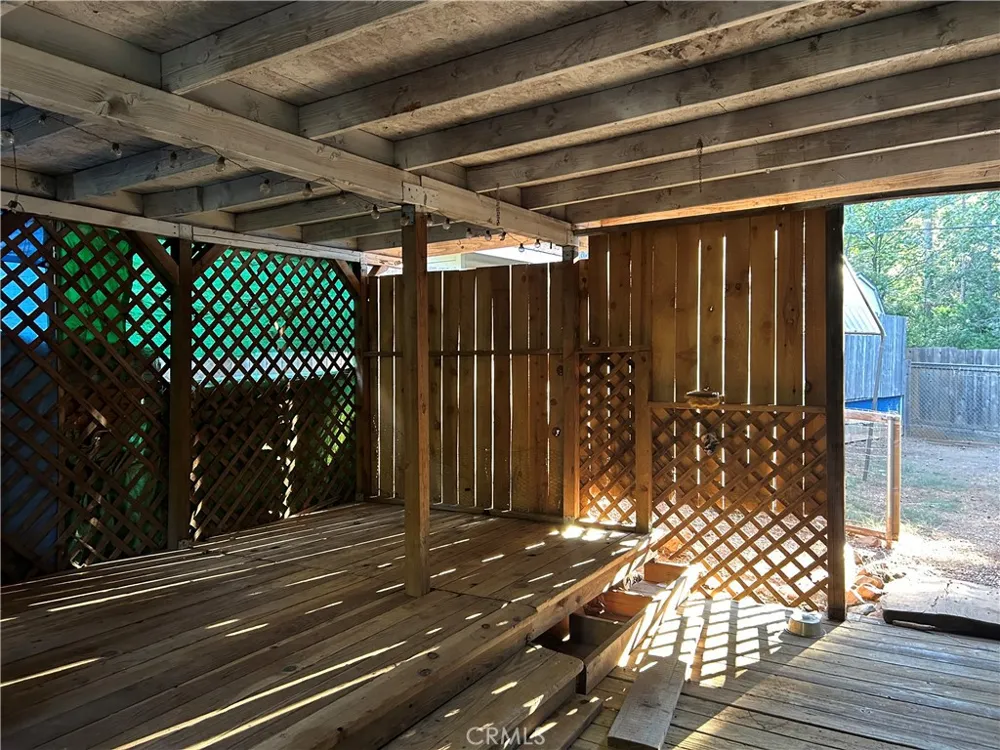 15044 Pinon Magalia, CA 95954
