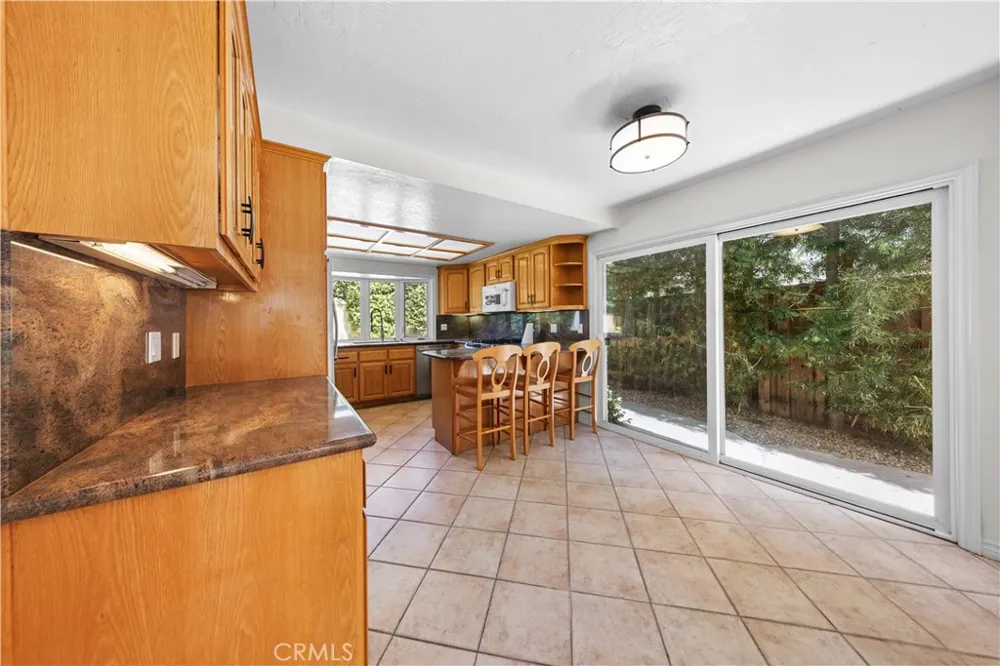 1518 Brentford Westlake Village, CA 91361