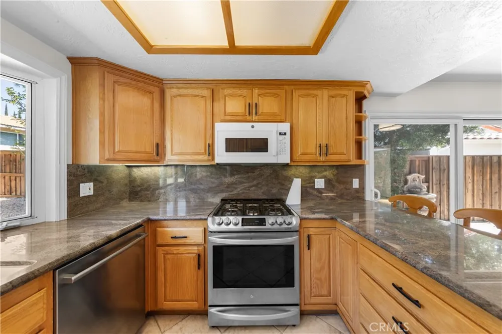 1518 Brentford Westlake Village, CA 91361