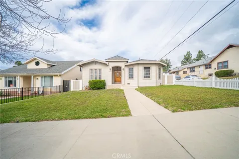 5163 Windermere