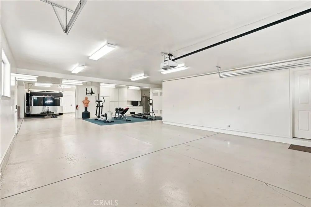 4690 Crimson Court Santa Maria, CA 93455