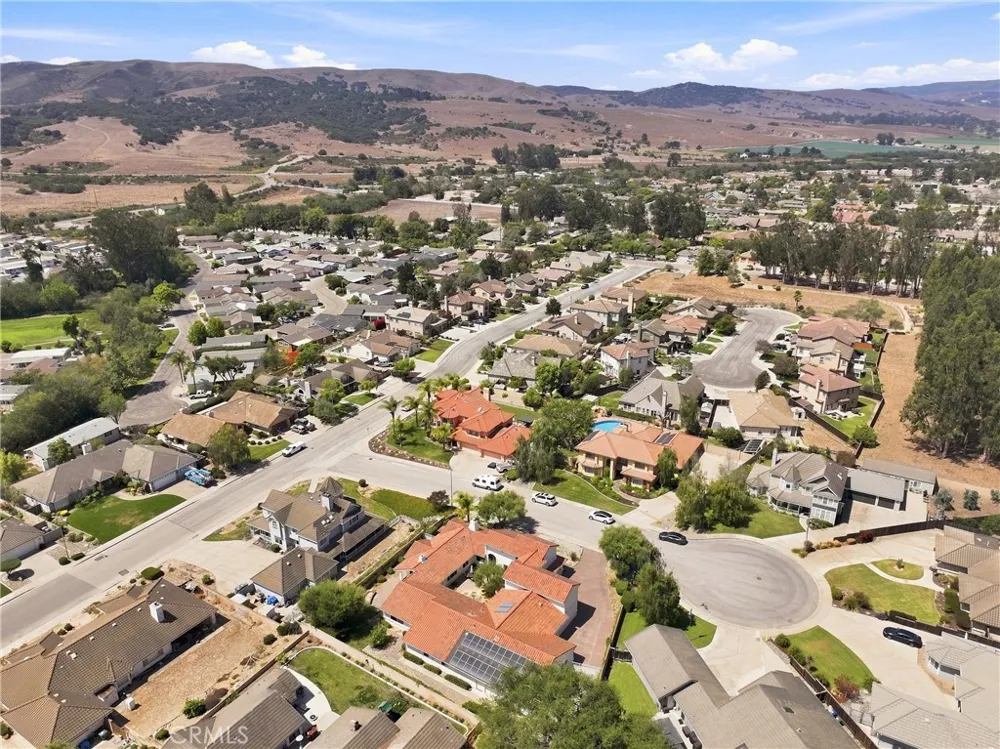 4690 Crimson Court Santa Maria, CA 93455
