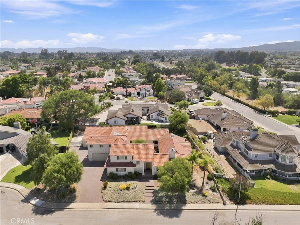 4690 Crimson Court Santa Maria, CA 93455