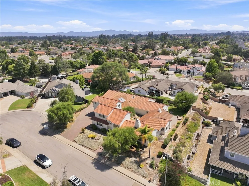 4690 Crimson Court Santa Maria, CA 93455