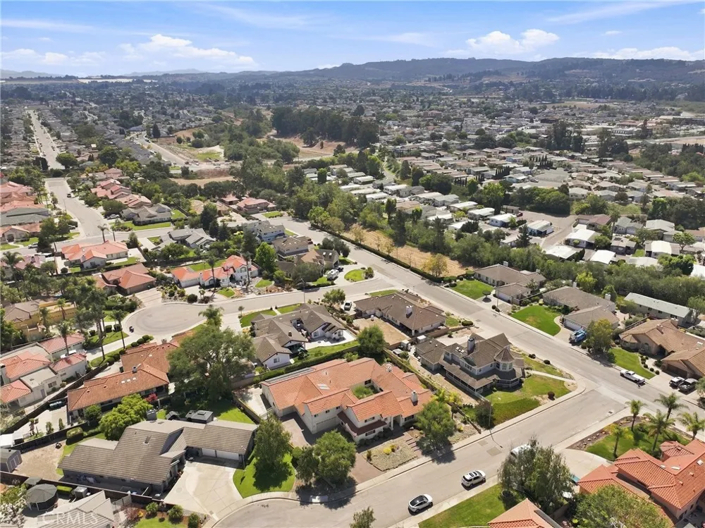 4690 Crimson Court Santa Maria, CA 93455