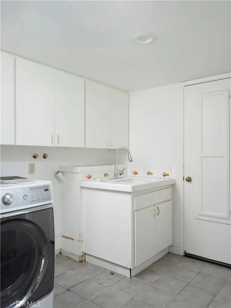 875 Golden Hawk Arroyo Grande, CA 93420