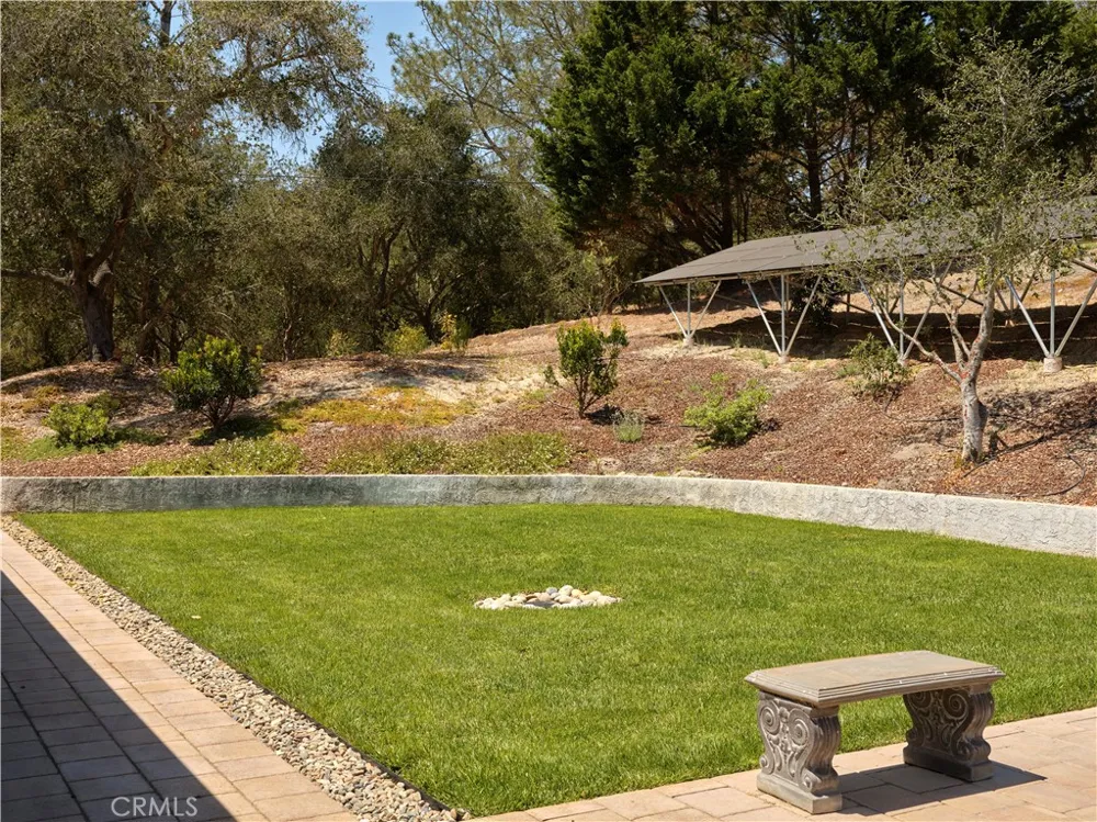 875 Golden Hawk Arroyo Grande, CA 93420