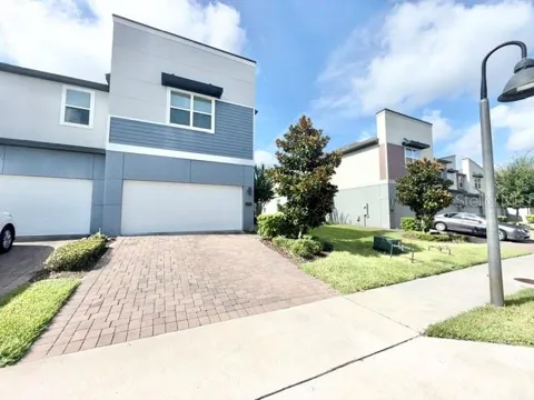 2337 SHADOWLAND LOOP