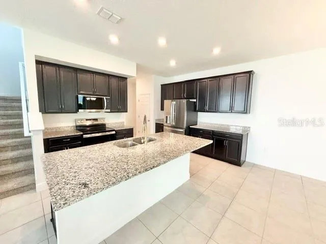 2337 SHADOWLAND LOOP Winter Park, FL 32792