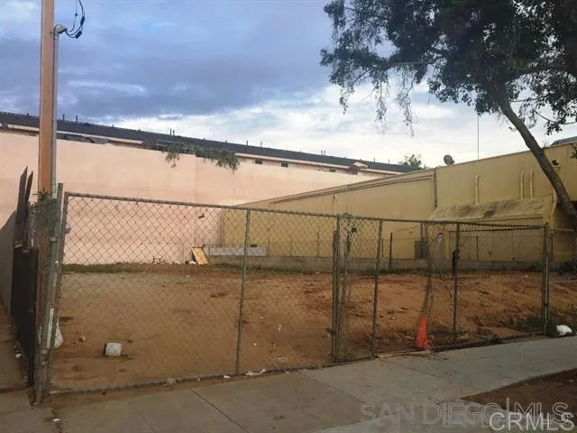 4329 Menlo Avenue San Diego, CA 92115