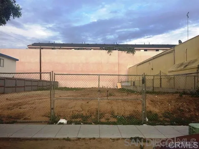 4329 Menlo Avenue San Diego, CA 92115