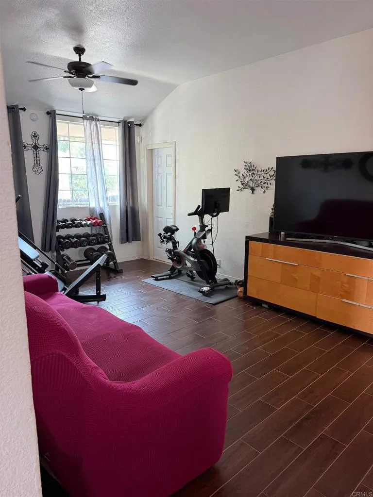 25798 Columbia Street Hemet, CA 92544