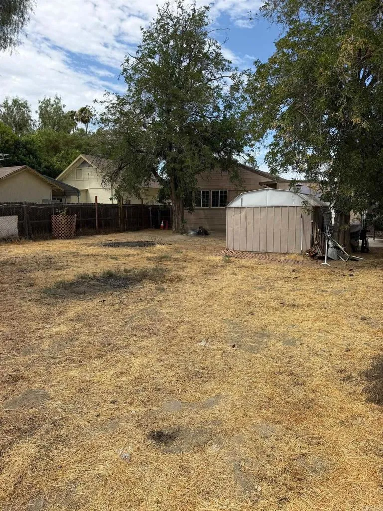 25798 Columbia Street Hemet, CA 92544