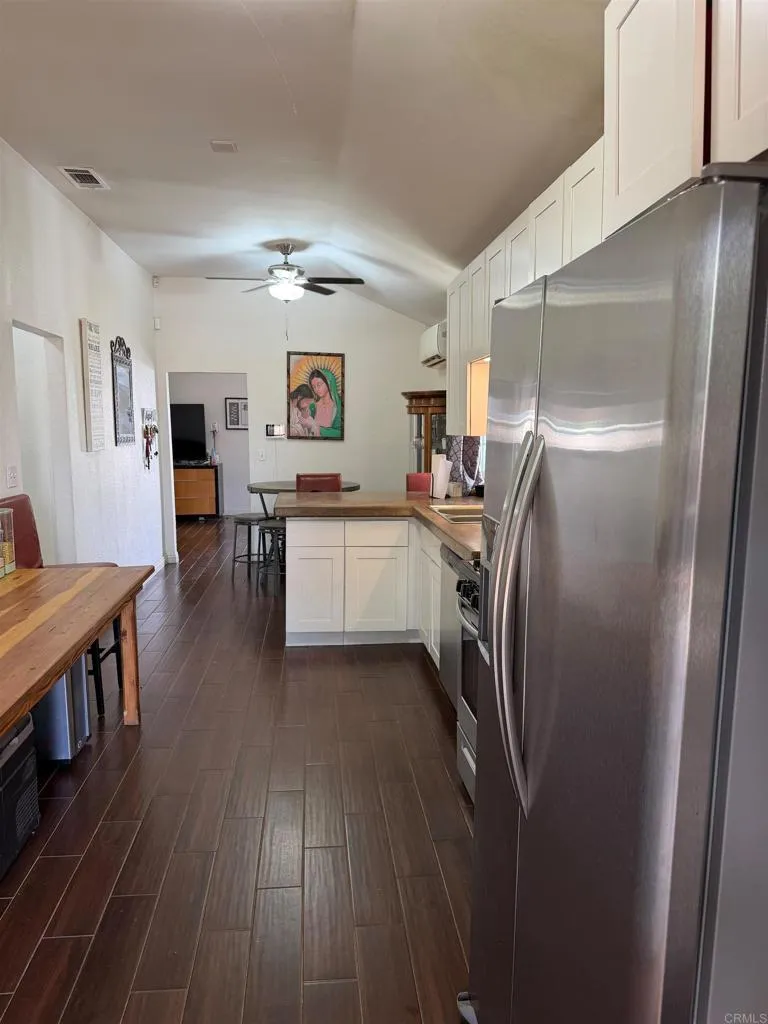 25798 Columbia Street Hemet, CA 92544