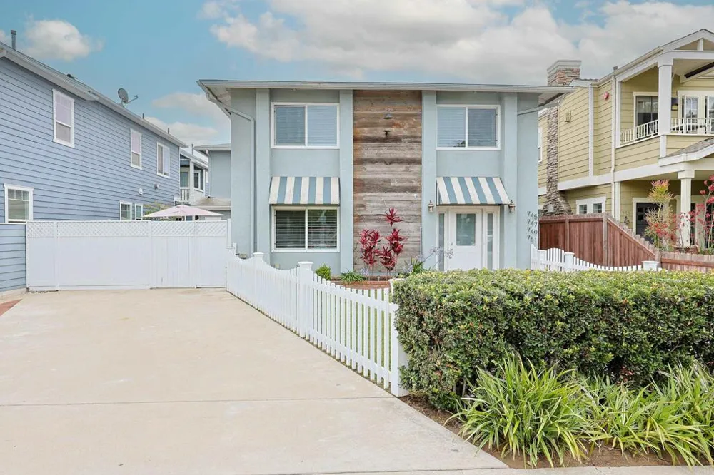 751 D AVENUE Coronado, CA 92118