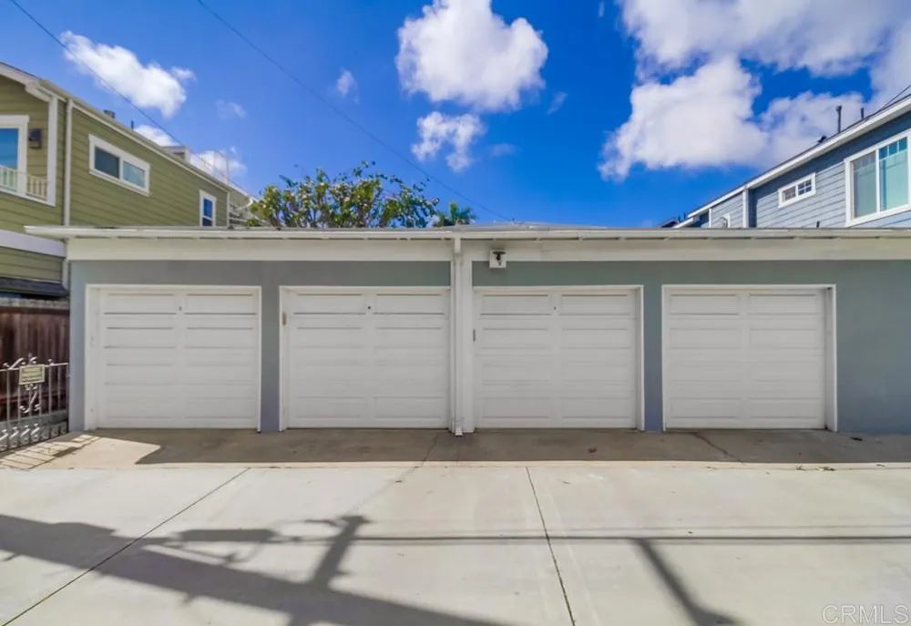 751 D AVENUE Coronado, CA 92118