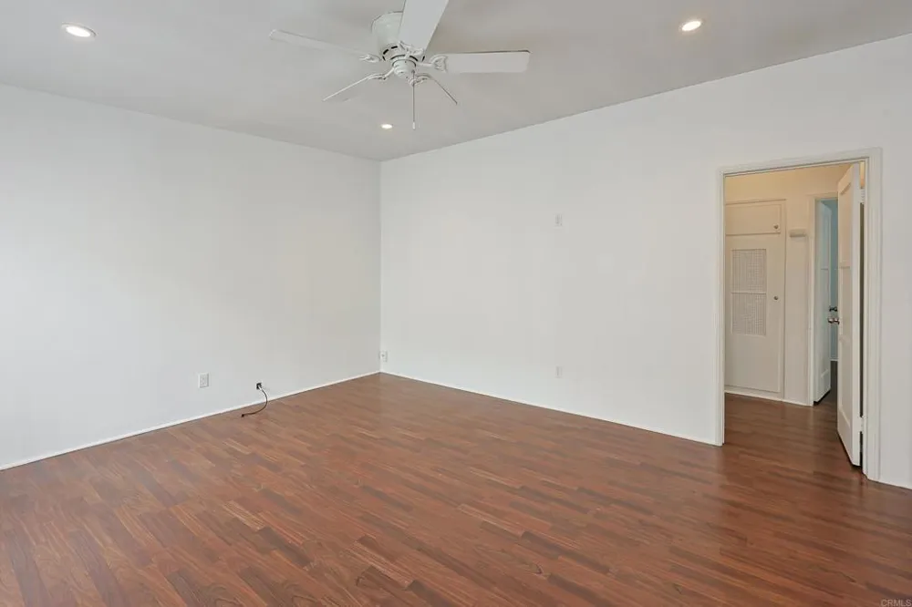751 D AVENUE Coronado, CA 92118