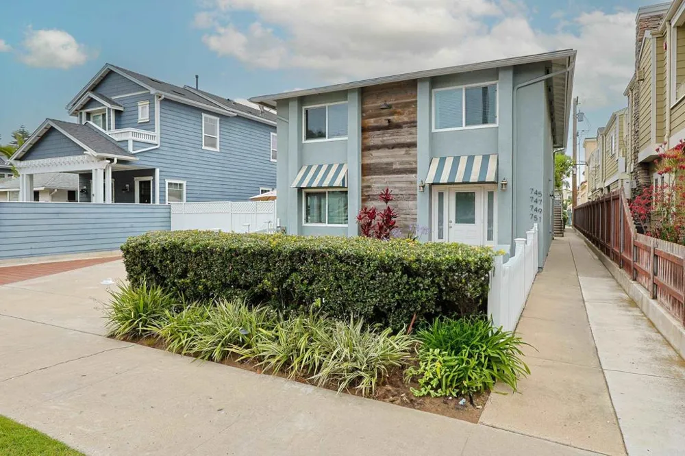 751 D AVENUE Coronado, CA 92118