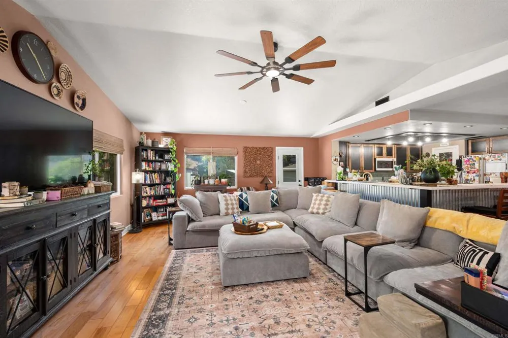 16734 Georgios Way Ramona, CA 92065