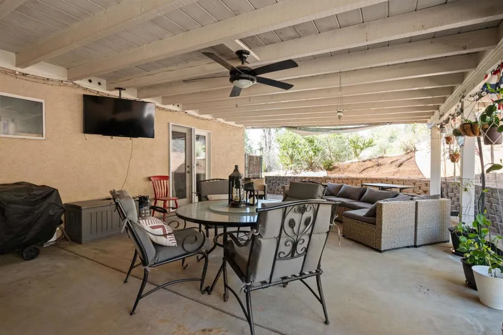 16734 Georgios Way Ramona, CA 92065