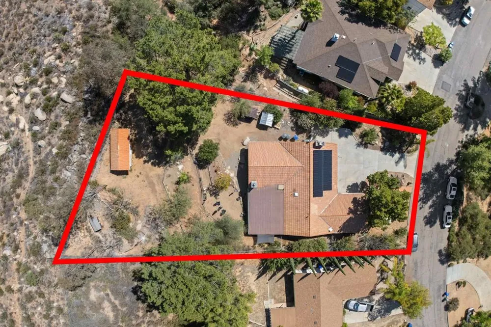 16734 Georgios Way Ramona, CA 92065