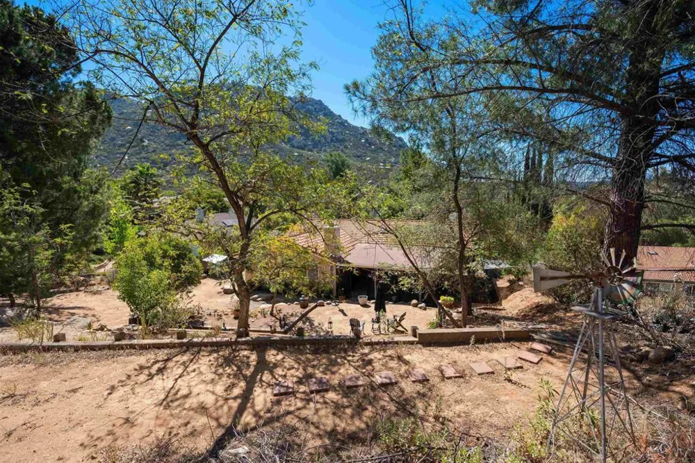 16734 Georgios Way Ramona, CA 92065