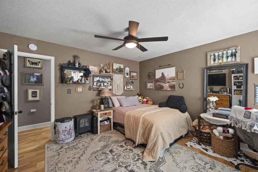 16734 Georgios Way Ramona, CA 92065