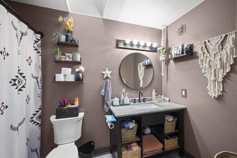 16734 Georgios Way Ramona, CA 92065