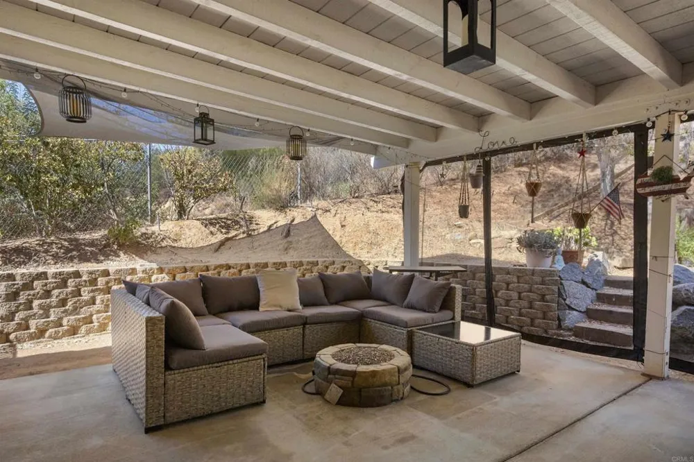 16734 Georgios Way Ramona, CA 92065