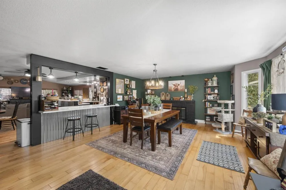 16734 Georgios Way Ramona, CA 92065