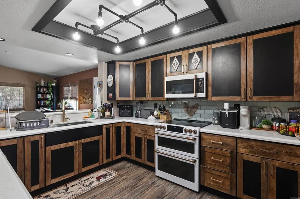 16734 Georgios Way Ramona, CA 92065