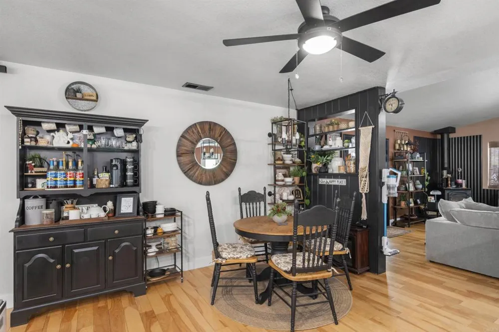 16734 Georgios Way Ramona, CA 92065