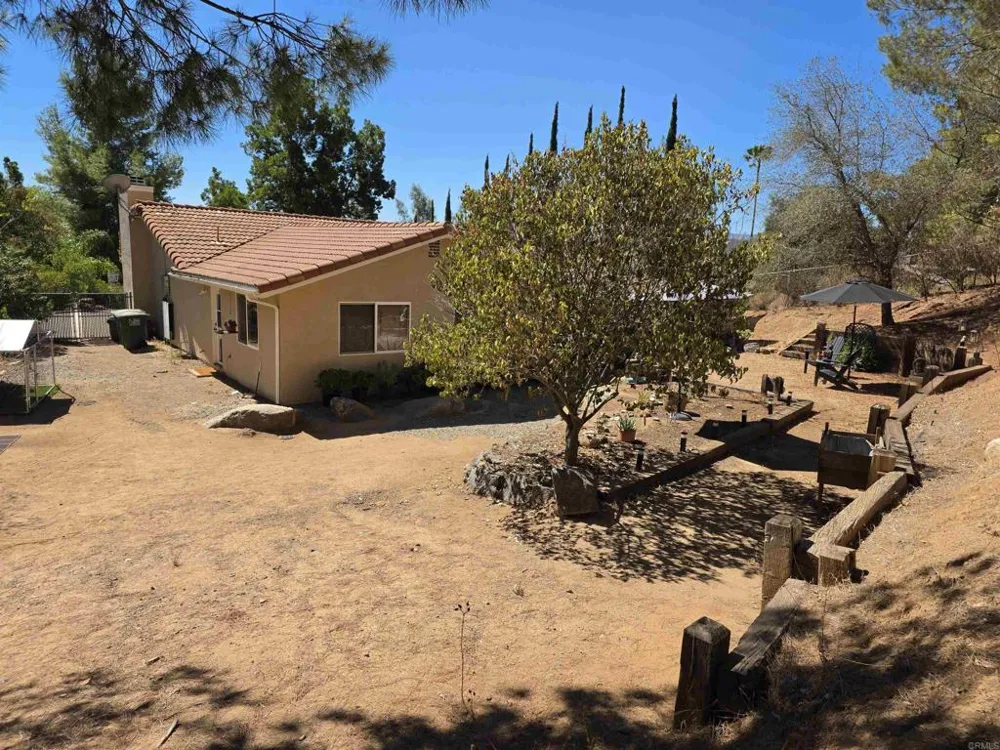 16734 Georgios Way Ramona, CA 92065