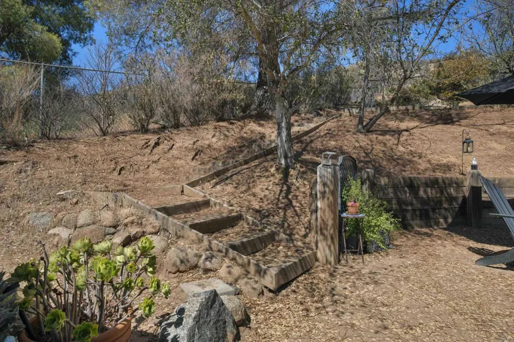 16734 Georgios Way Ramona, CA 92065