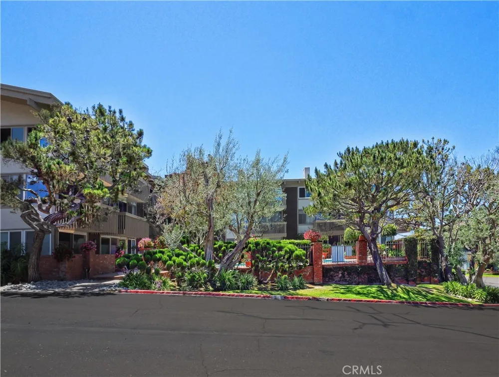 6526 Ocean Crest #A215 Rancho Palos Verdes, CA 90275