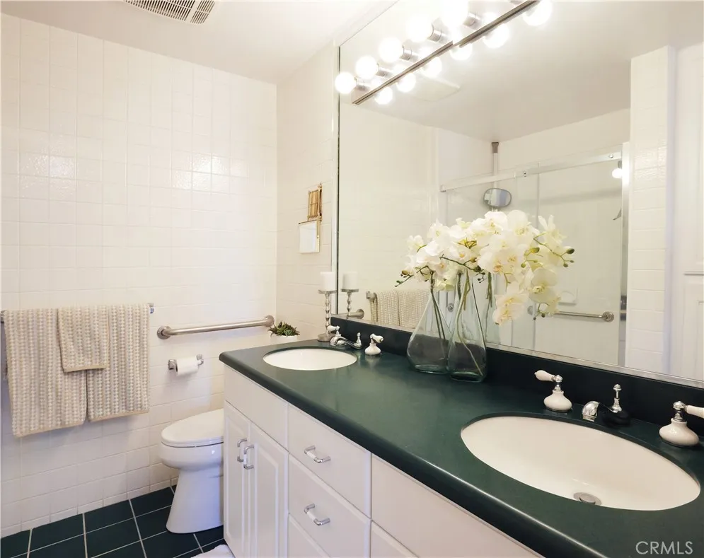 6526 Ocean Crest #A215 Rancho Palos Verdes, CA 90275
