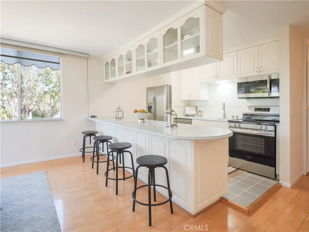 6526 Ocean Crest #A215 Rancho Palos Verdes, CA 90275