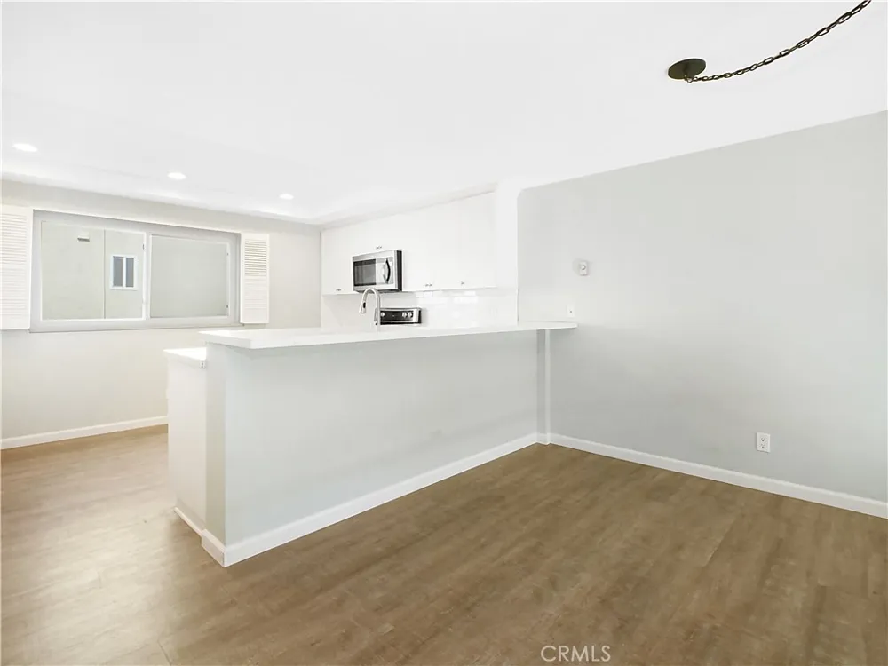 405 2nd Hermosa Beach, CA 90254